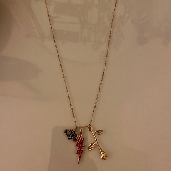 The Vampire’s Wife x H&M Pendant Necklace - Picture 3 of 7